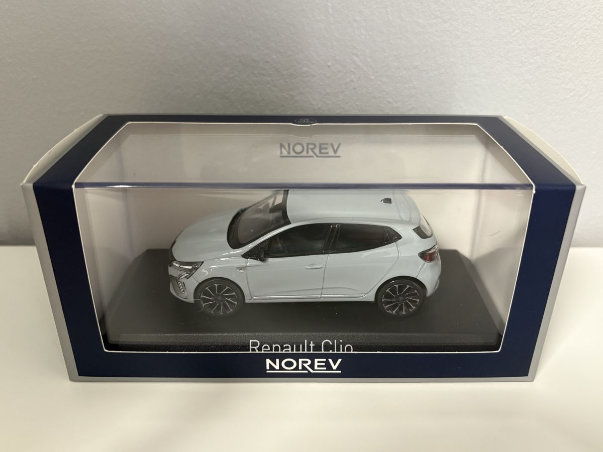 Renault Modellini d'auto: Renault Clio NOREV (1/43) – Nuovo e nell'imballaggio originale da Genève venduto da auto_miniatures 1