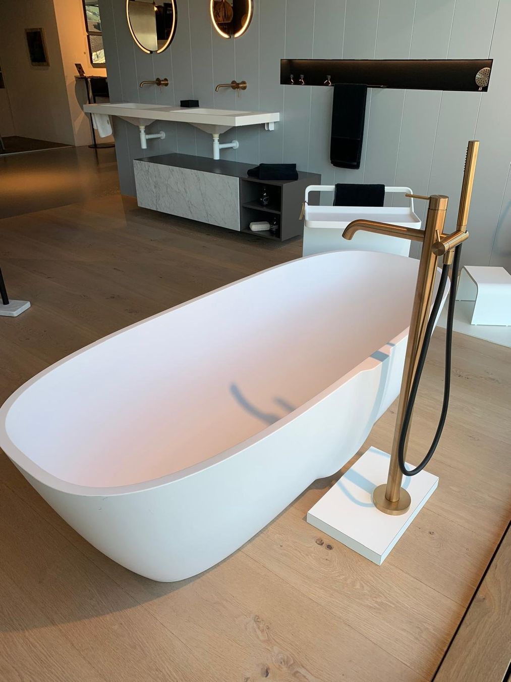 Vasche da bagno: Badewanne – Nuovo (secondo la descrizione) da Stans venduto da AQWA_AG