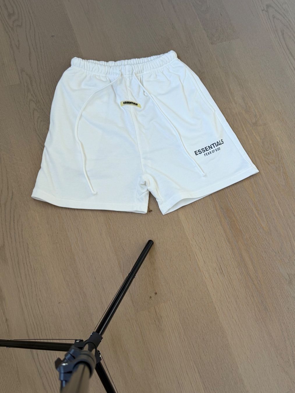 Fear of God Pantalons: Essentials Shorts M – Neuf (Voir description) à Allschwil par lor_6cgq