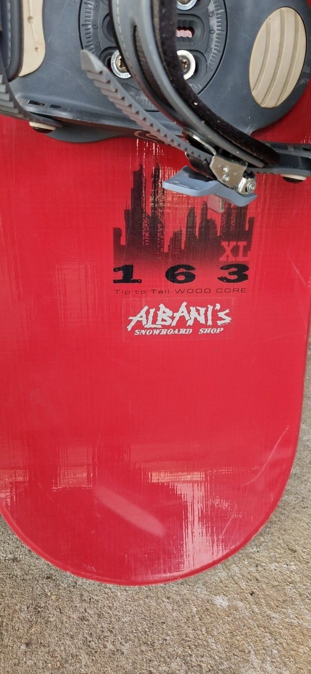Boards: Snowboard NIDECKER mit Bindung 160 cm – Gebraucht aus Oftringen von  2