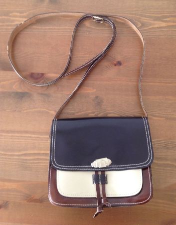 Handtasche