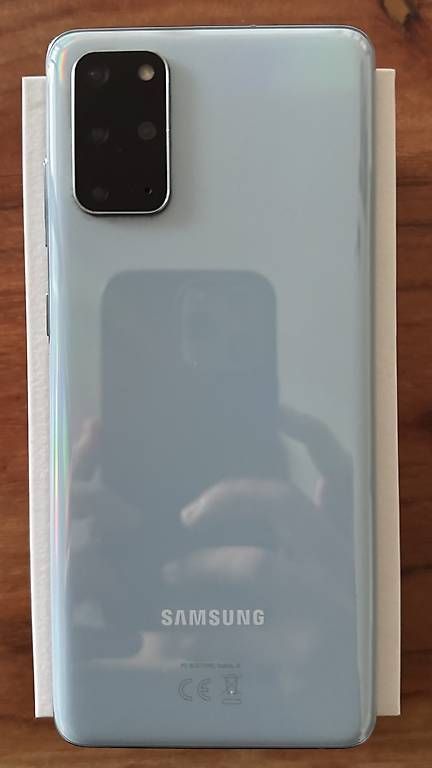 Telefoni cellulari / Smartphones: Samsung Galaxy S20+ / 5GB – Usato da Buchrain venduto da kristina.jxc 1