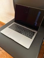 Apple Macbook Air 13,3