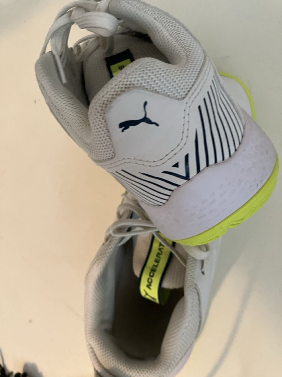 Puma Scarpe per ragazzi: Puma Accelerate HallenTurnschuhe, 37! – Usato da Olten venduto da uhluh 3