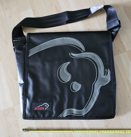 Umhänge Tasche Bison