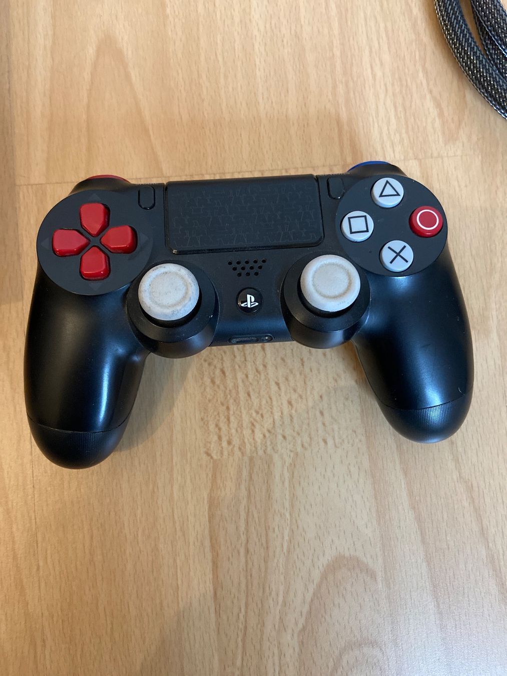 Sony Console: PS4 Konsole Star Wars Edition – Usato da St.gallen venduto da taduz 2