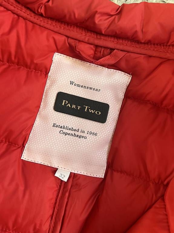 Giacche: Daunenjacke rot XS - PART TWO – Nuovo (secondo la descrizione) da Schwende venduto da debisch 1