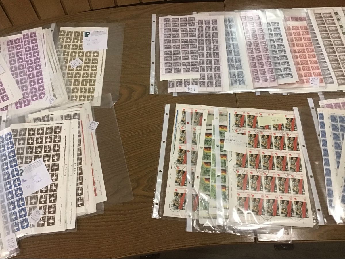 Tutti i francobolli: Grosse DDR Briefmarkensammlung.  – Usato da Wyssachen venduto da Hahe89 4