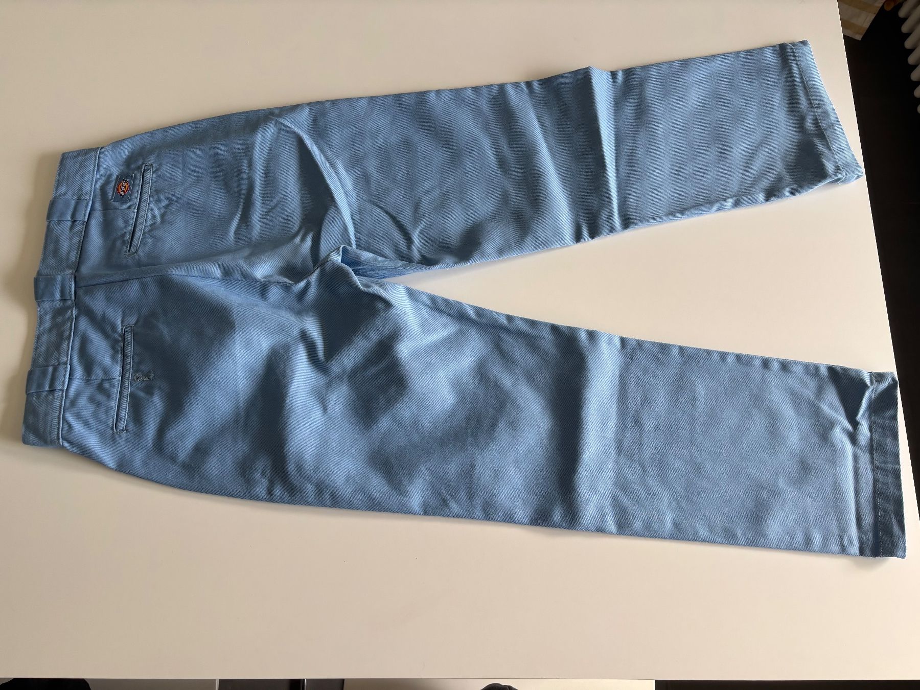 Pantaloni: Hellblaue Dickies Straight, Gr. 28 – Usato da Basel venduto da mic_5r8z 1