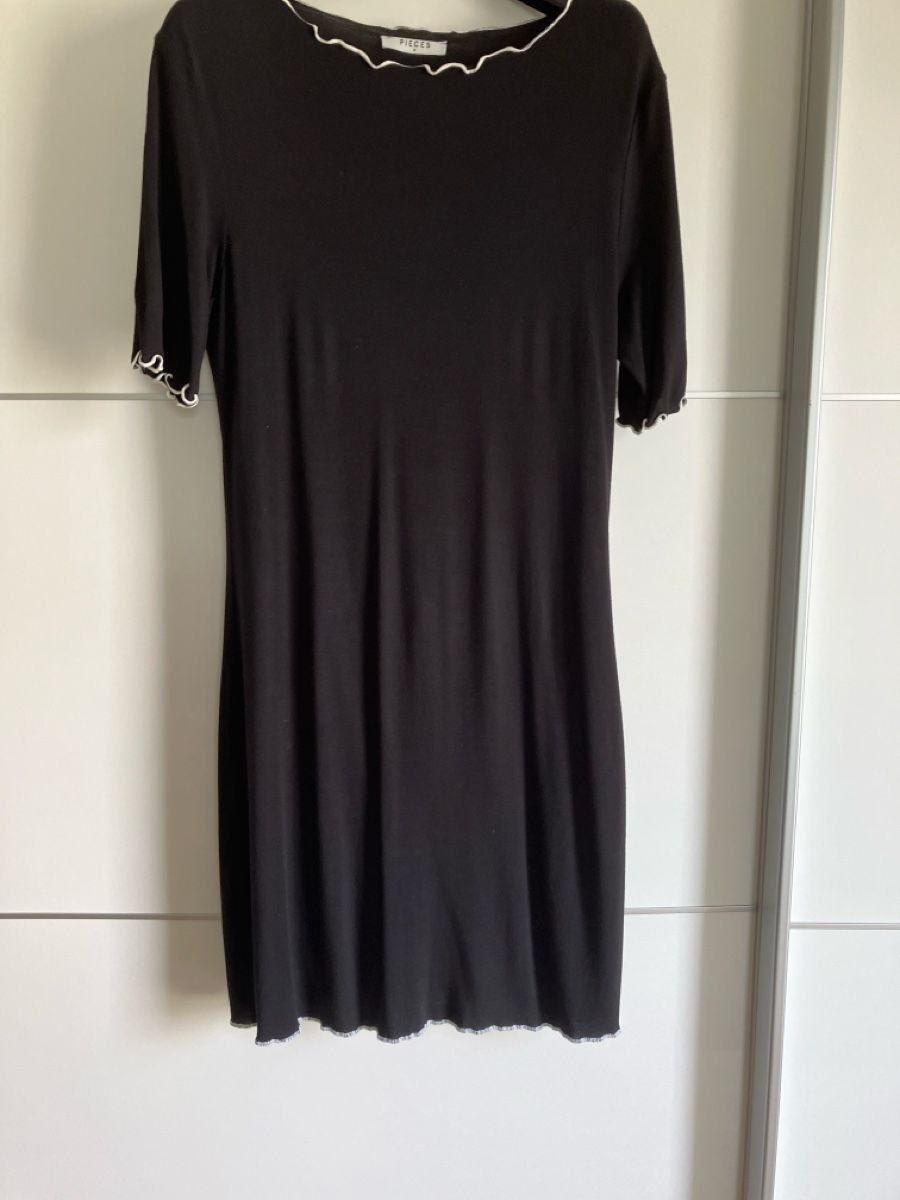 Pieces Vestiti: Kurzarmrkleid von Pieces – Nuovo (secondo la descrizione) da Belp venduto da Bverona