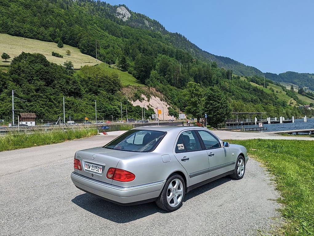 Mercedes-Benz Automobili: Mercedes E Klasse E420 W210 – Usato da Stalden (Sarnen) venduto da Alfapilot_75 3