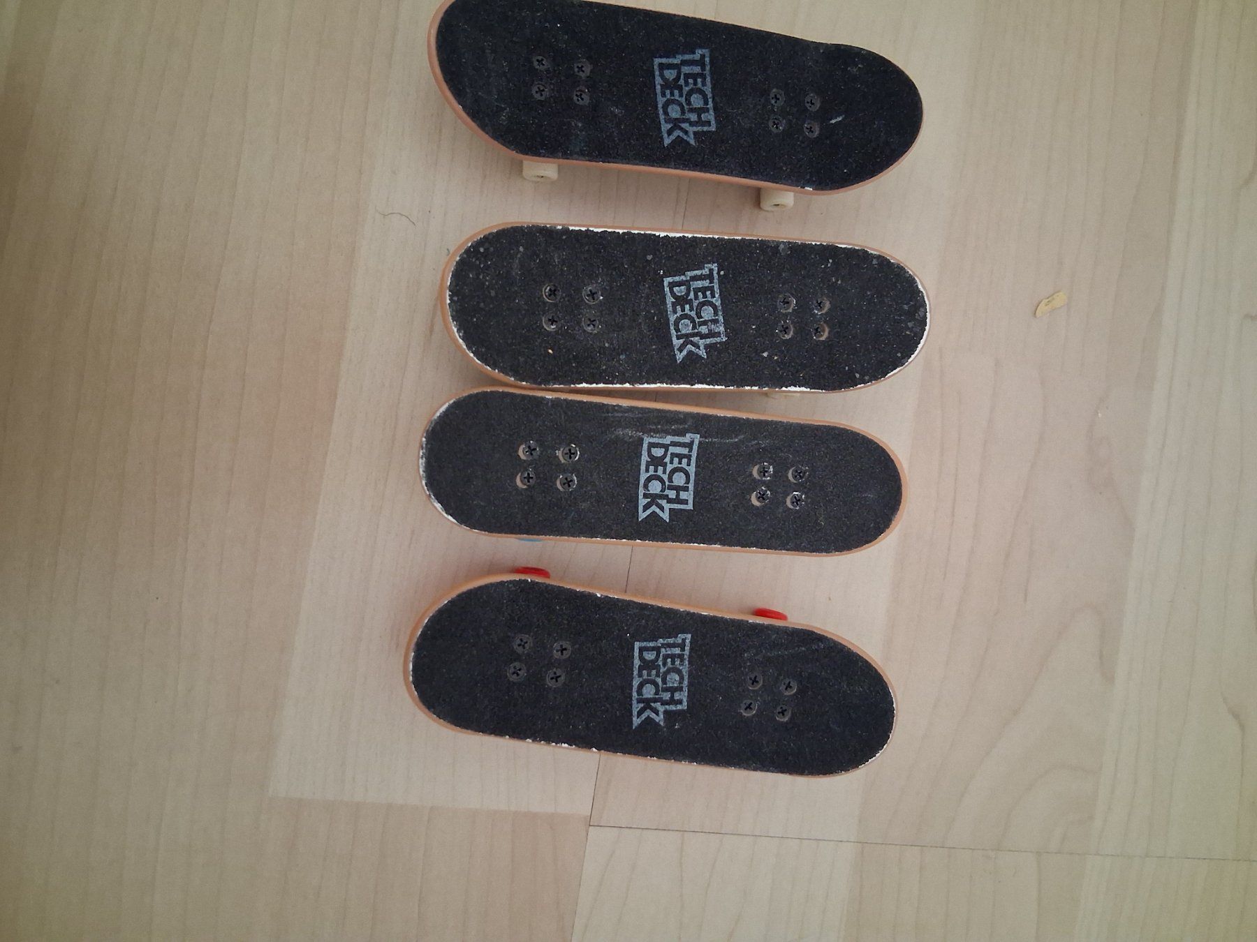 Skateboards: Fingerboards 4er Set Tech Deck – D'occasion à Olten par phi_s57s 1