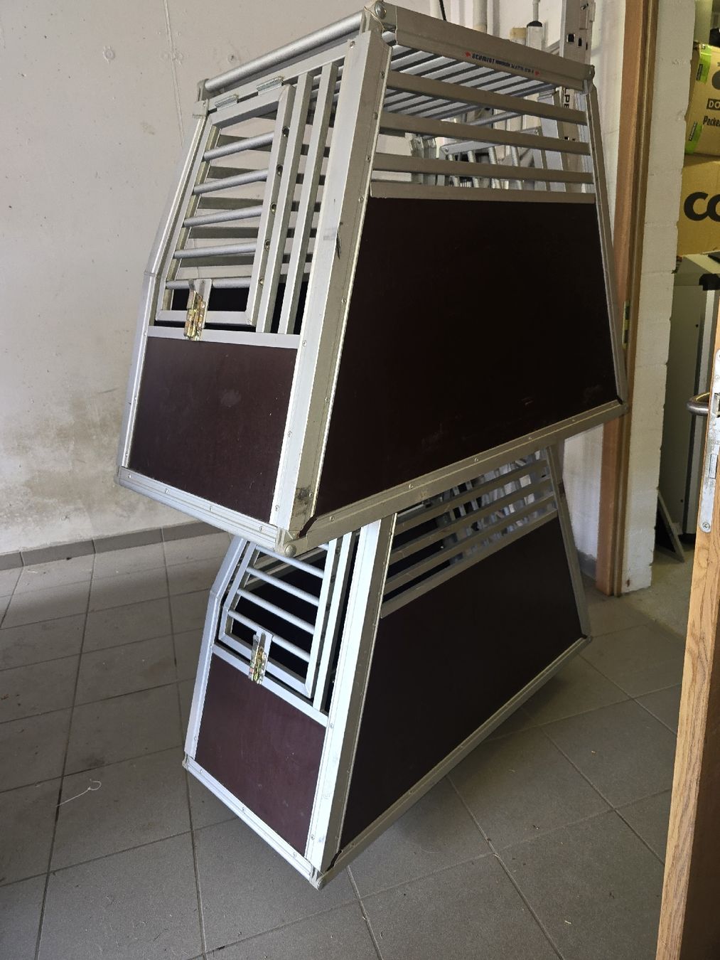 Gabbie, trasporto & Sicurezza: Hundeboxen – Usato da Vorderthal venduto da Sducati