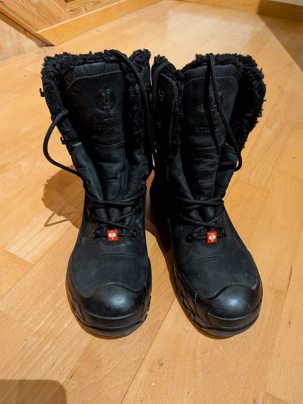 Engelbert Strauss Scarpe da donna: Engelbert Strauss Sicherheitsstiefel Gr. 39 – Usato da Eschenbach LU venduto da katjaju