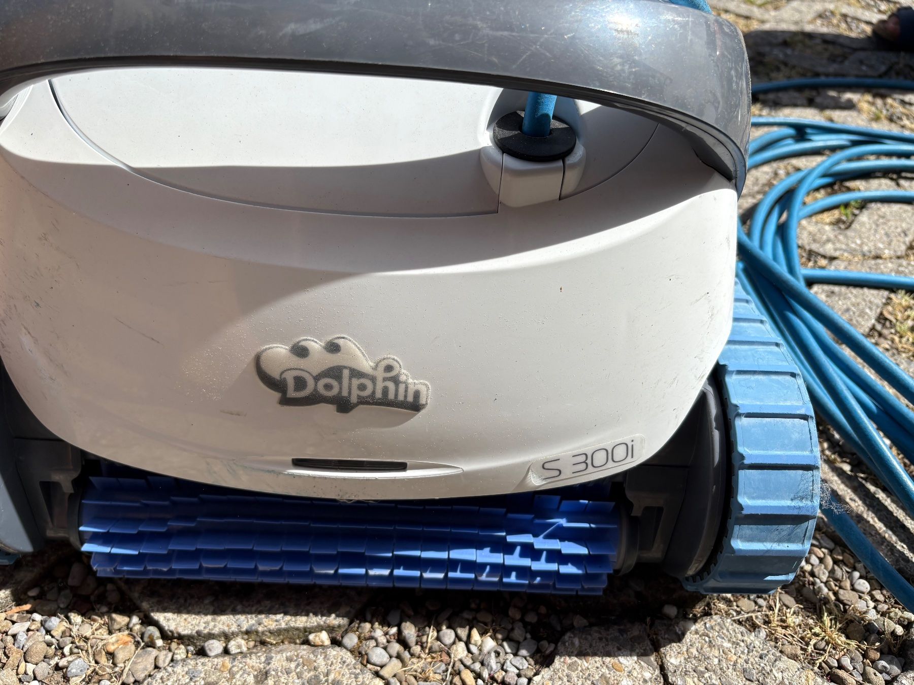Dolphin Accessori per Piscine: Dolphin S300i Poolroboter, defekt – Usato da Ottenbach venduto da Pnicely 2