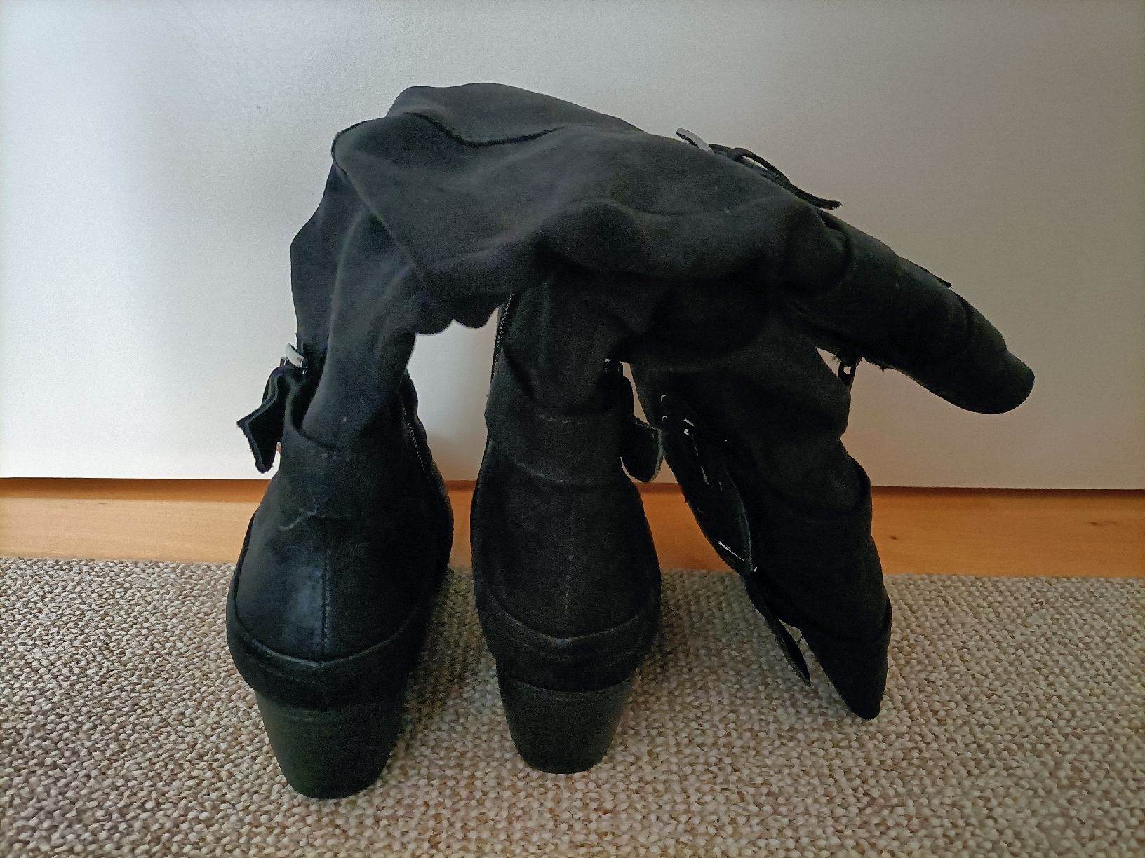 Damenschuhe: Schwarzer Stiefel in Grösse 37  – Neu (gemäss Beschreibung) aus Wil SG von MissMillie71 2
