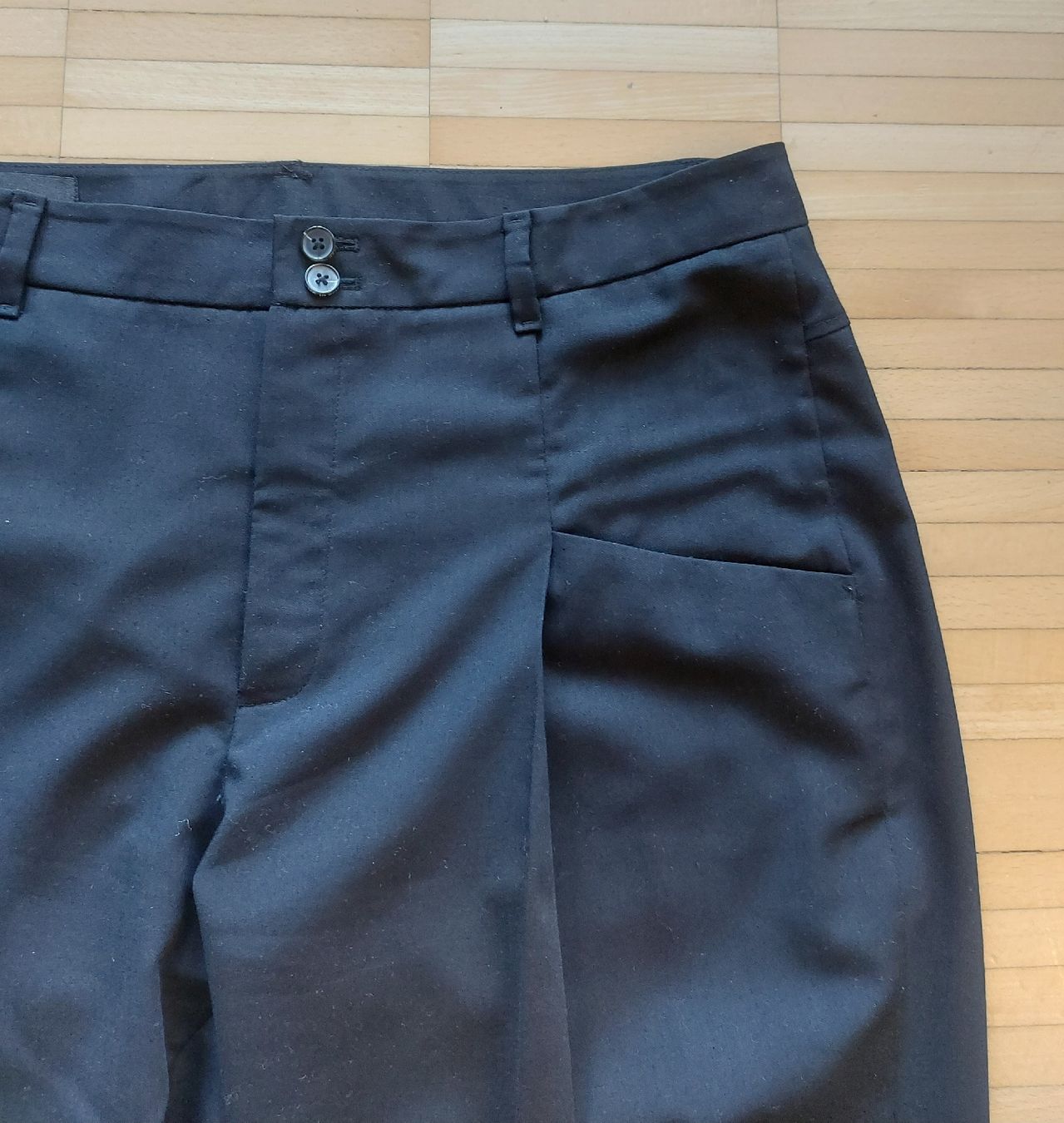 Pantaloni: Hose, schwarz, Inwear, Gr. 42 – Usato da Oberengstringen venduto da PaolaDe 1