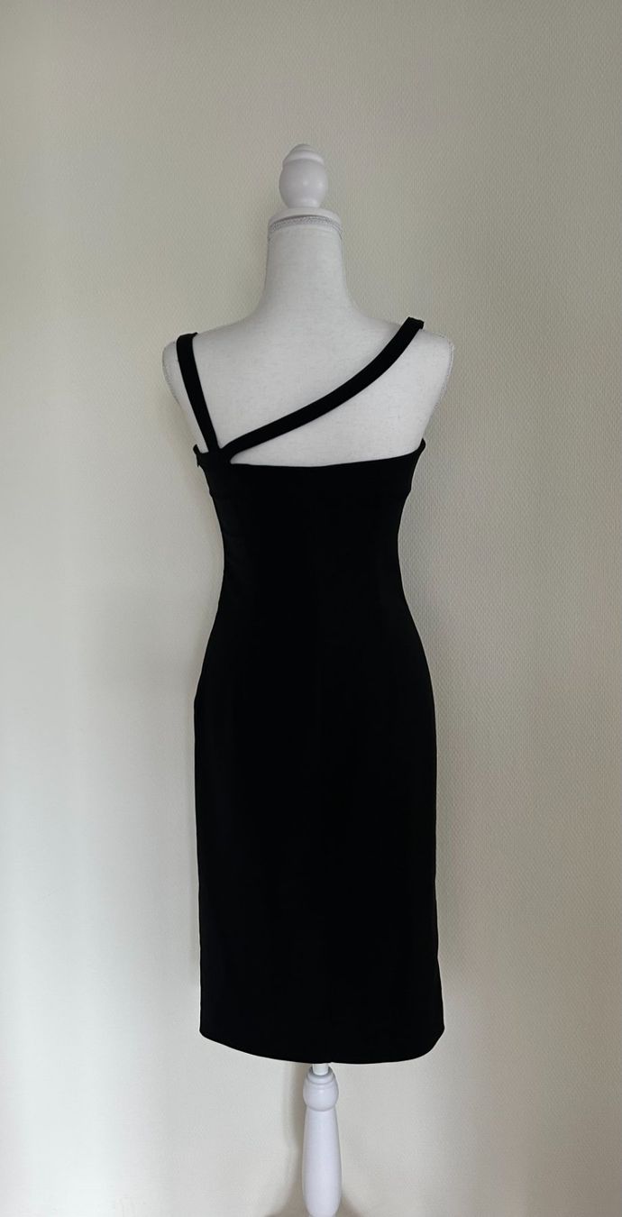 Vestiti: Elegantes, schwarzes Versace-Kleid – Usato da Zuerich venduto da HomeHaven 4