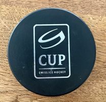 Puck / Cup / offizieller Gamepuck/ Swiss Ice Hockey
