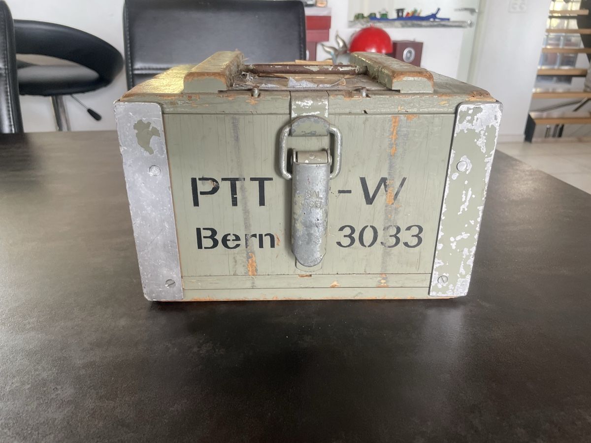 Casse di trasporto: Ancienne Caisse de Transport PTT Bern  – Usato da Vallamand venduto da Bricbracbroc82 2