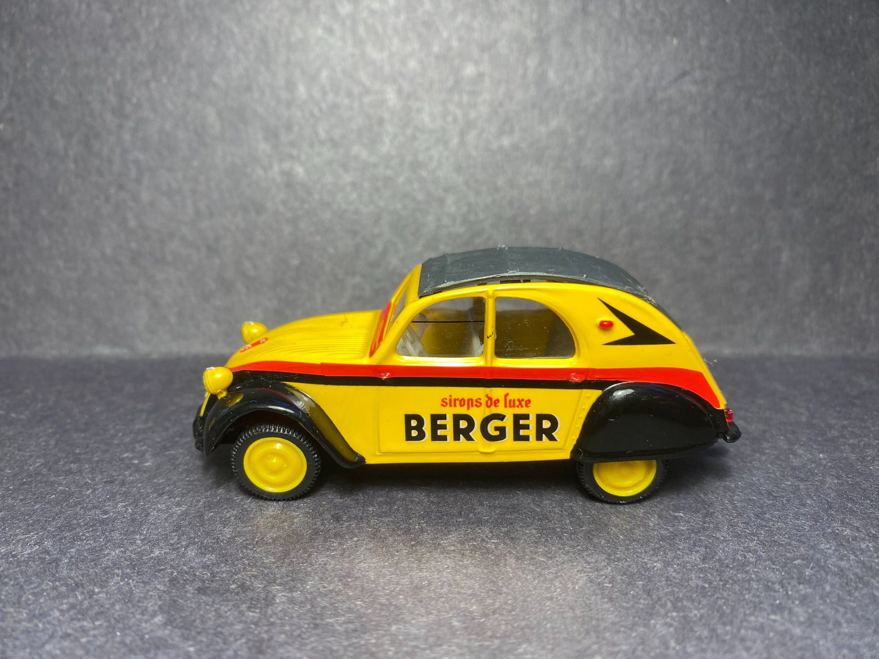 Norev Modellini d'auto: Citroën 2CV "Berger" 1958 - NOREV 1:43 – Usato da Spiez venduto da Mlandcruiser 1