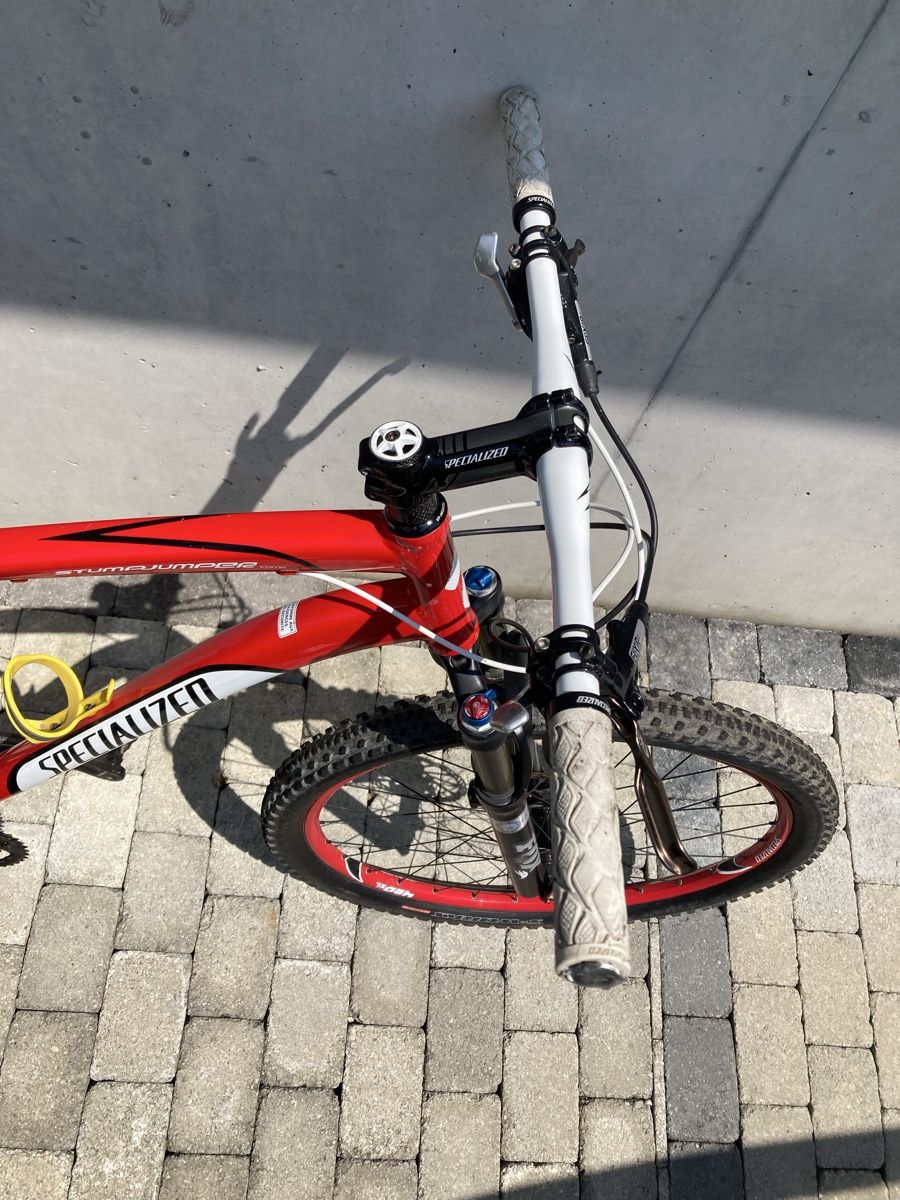 Specialized Velos: Specialized Mountainbike rot – Gebraucht aus Thun von rentschtrading 4