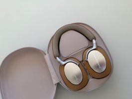 Bowers & Wilkins Px8 Kopfhörer (Tan / Braun) Top Zustand
