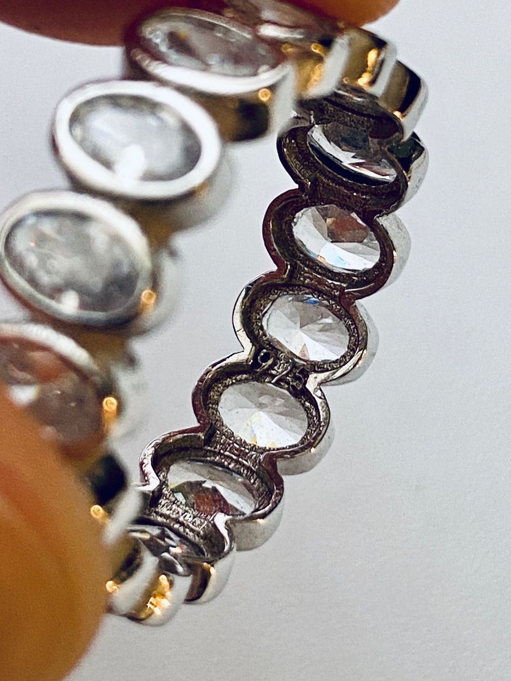 Anelli: Ring Zirkonia Eternity Statement breit oval 925 Silber 56 – Nuovo e nell'imballaggio originale da Zürich venduto da goldfisch.schmuck 1