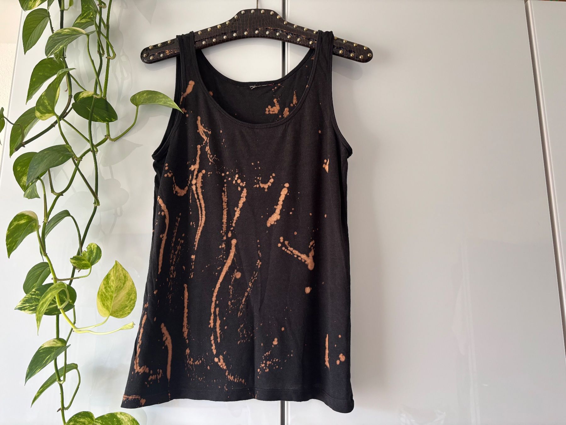 Top: Batik Tanktop – Usato da Zürich venduto da missmodernage
