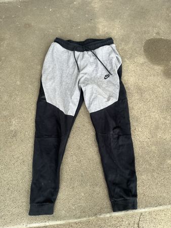 Nike Sweatpants Grey Black Size M Used Condition