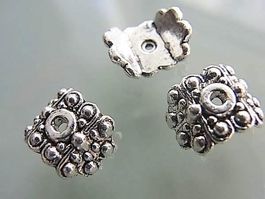 Perlkappe  Tibet Silber  genoppt 10x9mm