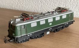 Märklin Eisenbahn mit Loks / Wagen/ Schienen (Spur H0)