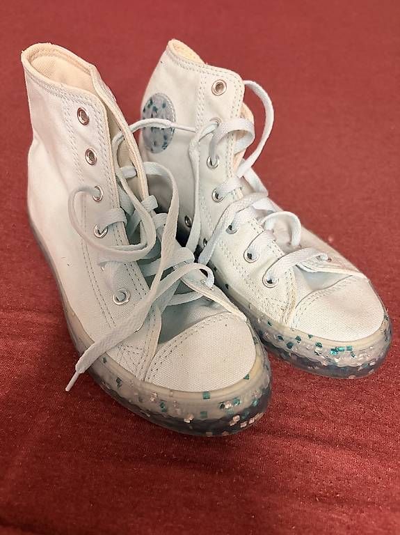 Converse Scarpe da uomo: Converse Schuhe hellblau – Usato da Diegten venduto da Pef_Petra