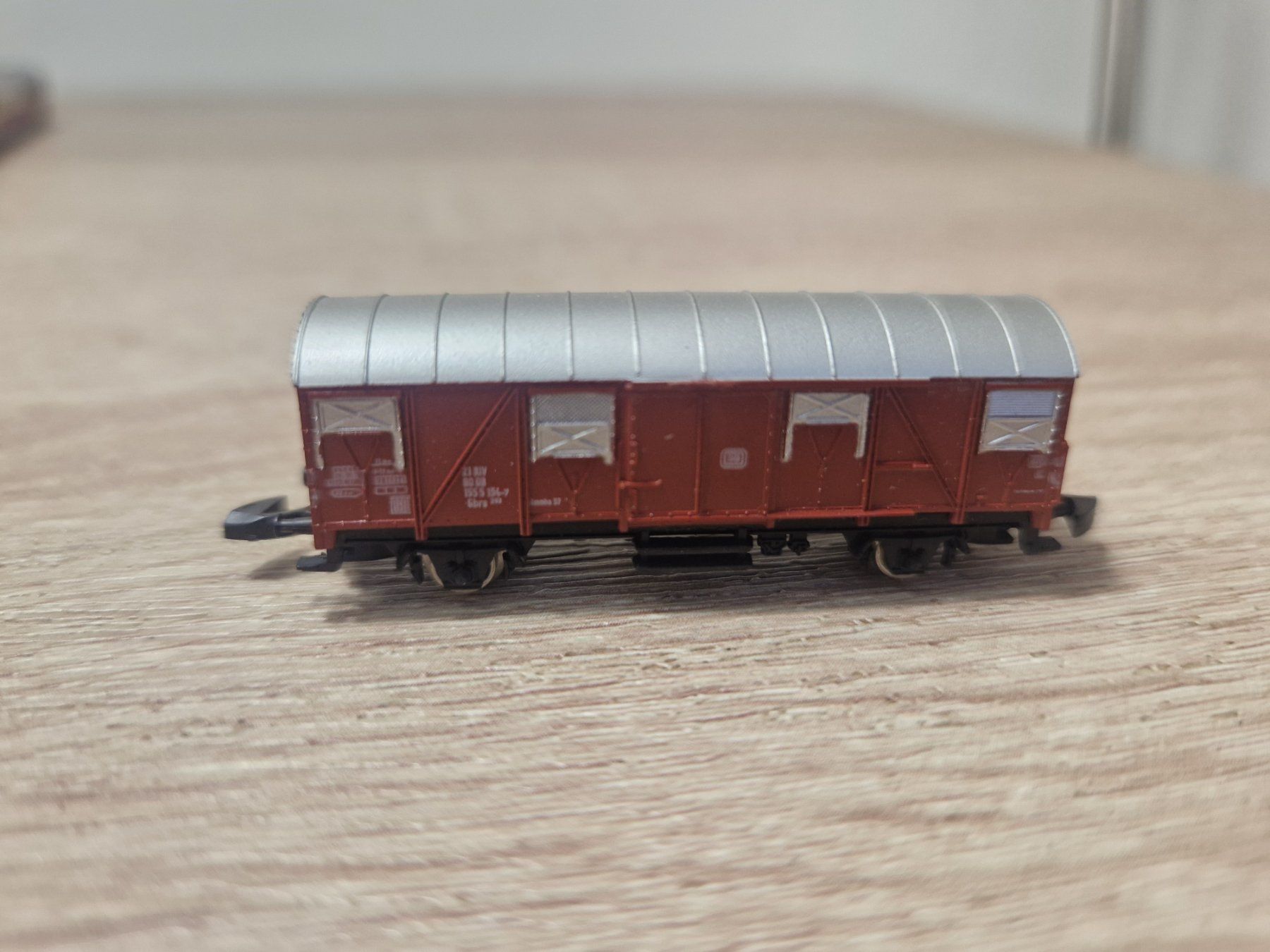 Märklin Modelleisenbahnen: Märklin Z Güterwagen DB – Gebraucht aus St-Aubin-Sauges von tantome