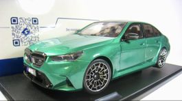 BMW M5 G90 2024 ISLE OF MAN GREEN 1:18