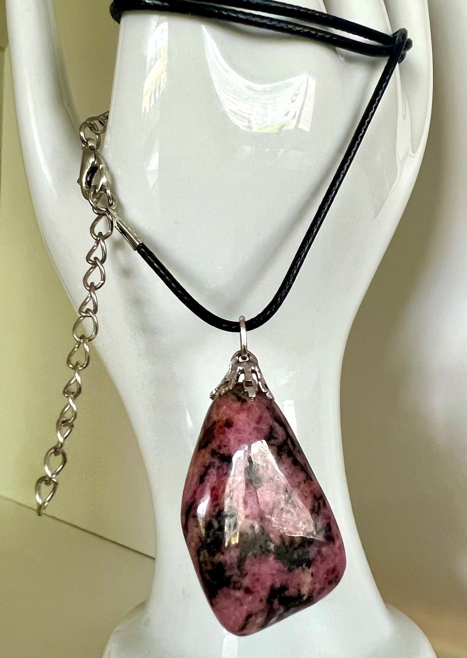 Ketten: GROSSER RHODOCHROSIT VINTAGE ANHÄNGER IN SILBER & LEDERBAND – Gebraucht aus Ruswil von artbyhand 6