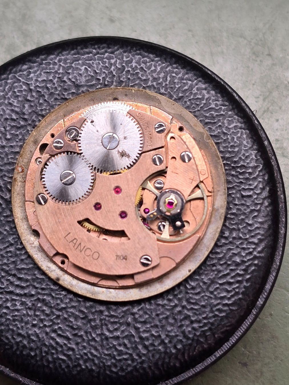 Lanco Orologi: Mouvement Lanco 1104 – Difettoso da Tramelan venduto da Nirdan 1
