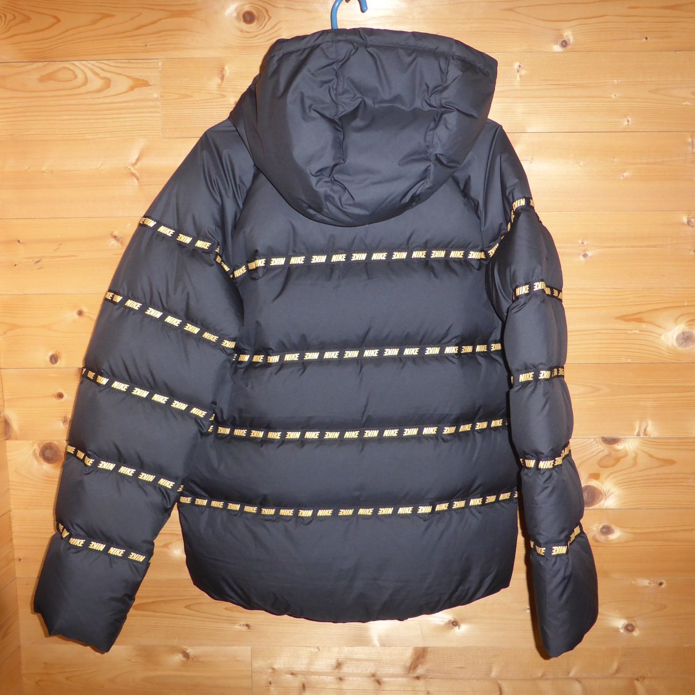 Nike Jacken: Winterjacke NIKE, Gr. XL – Gebraucht aus St.Gallen von regenbogen5 2