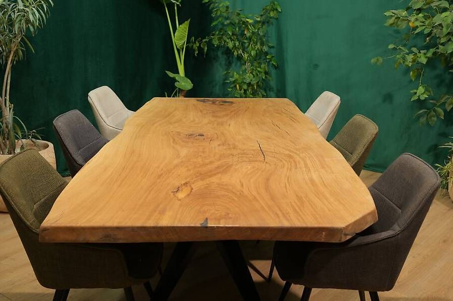 Articles en bois: Baumscheibe Eiche – D'occasion à Walchwil par Swissdesign_Haag