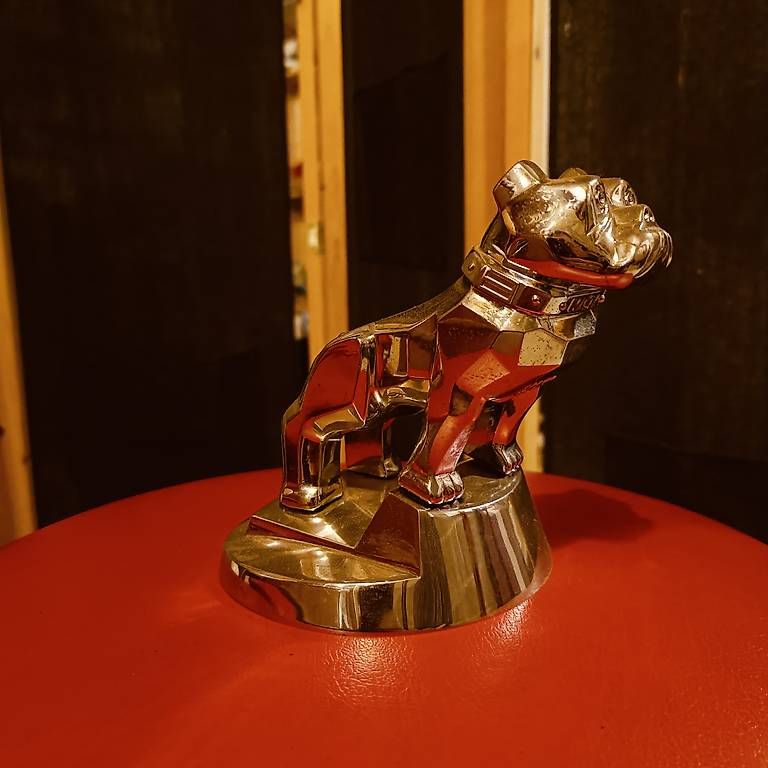 Alle Autoersatzteile: Emblème de capot Mack truck – Gebraucht aus La Roche FR von zan_29yx 2