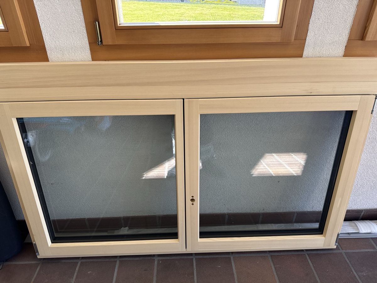 Finestre: Doppel Flügler Fenster Neu – Nuovo (secondo la descrizione) da Appenzell Steinegg venduto da Zloetzel_Toebeli