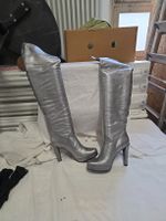 Overknee Stiefel Gr. 39 Silber-Grau – 12 cm Absatz – Extrava