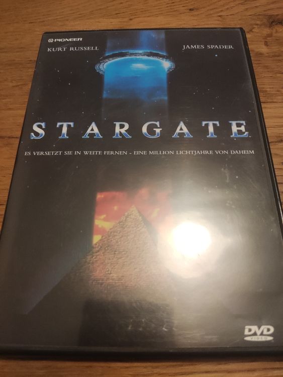 Stargate mit Kurt Russell und James Spader (DVD) | Kaufen auf Ricardo