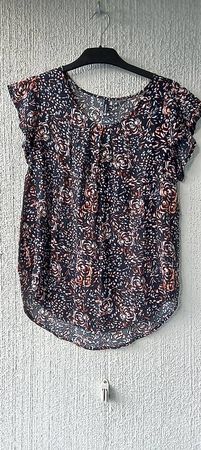 Bluse Gr. S fällt wie M aus