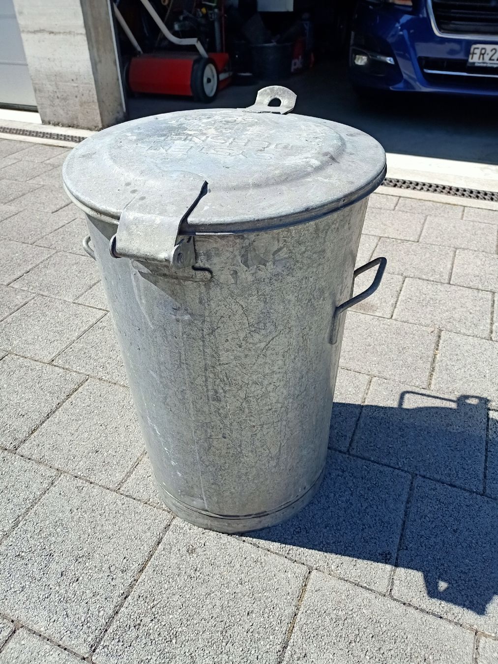 Ochsner Poubelles: Kehrichteimer Metall System Ochsner 55 Liter  – D'occasion à Flamatt par Marpou 2