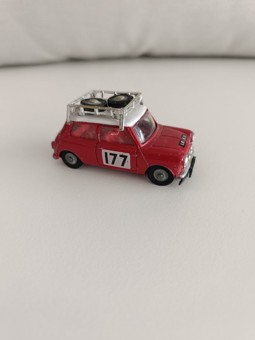 Corgi Toys Voitures modèles: Corgi Toys BMC Mini-Cooper 'S' No.177 – D'occasion à Wetzikon ZH par Supersonic400 1
