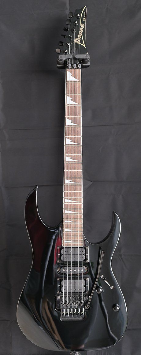 Ibanez Musikinstrumente: Guitare Ibanez RG370DXZ – Neu (gemäss Beschreibung) aus Colombier NE von rob_h775