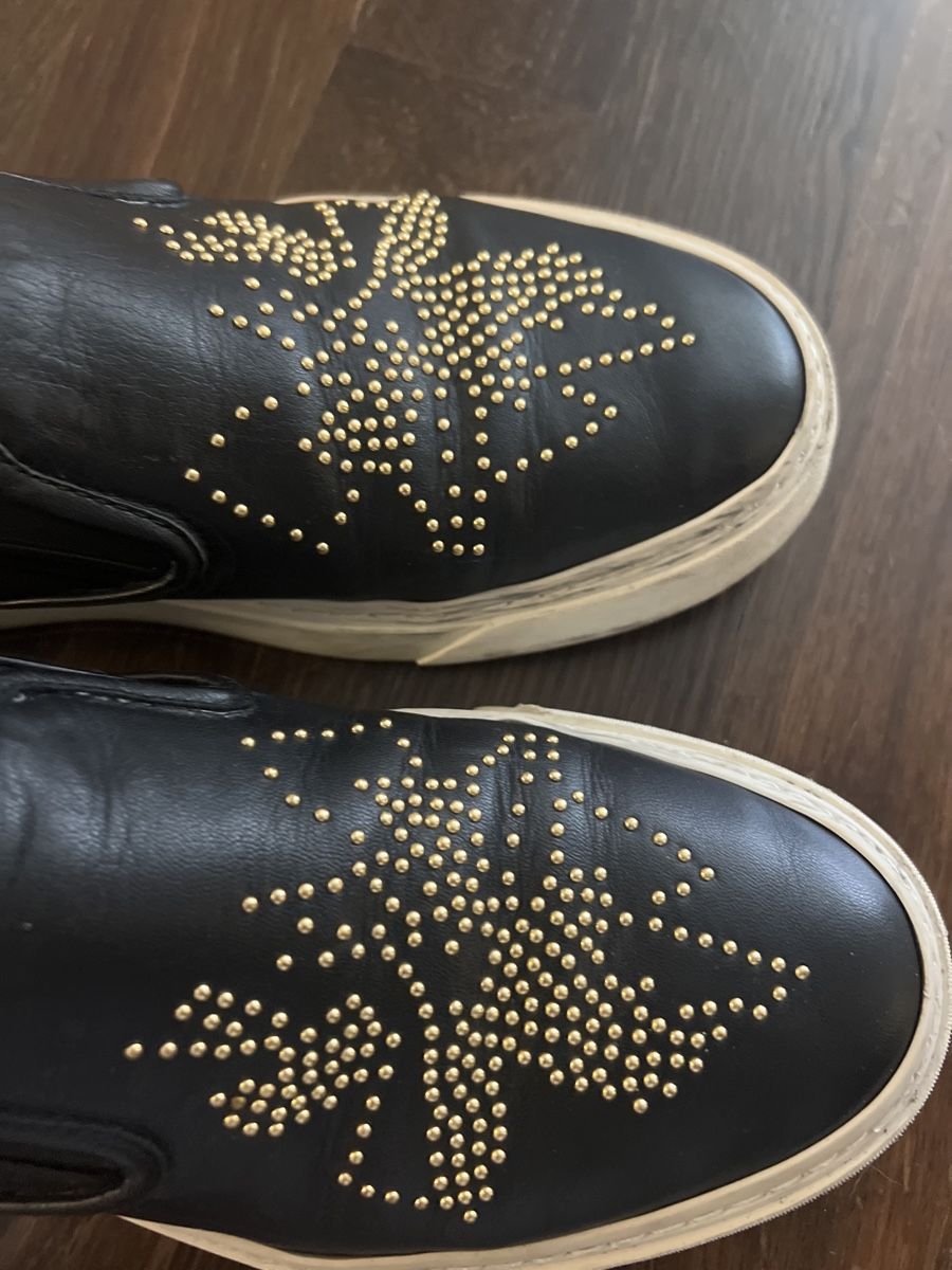 Chloé Scarpe da donna: Chloe Black Gold Studded Slip-ons size 40 – Usato da Zürich venduto da tan_8nxr 1