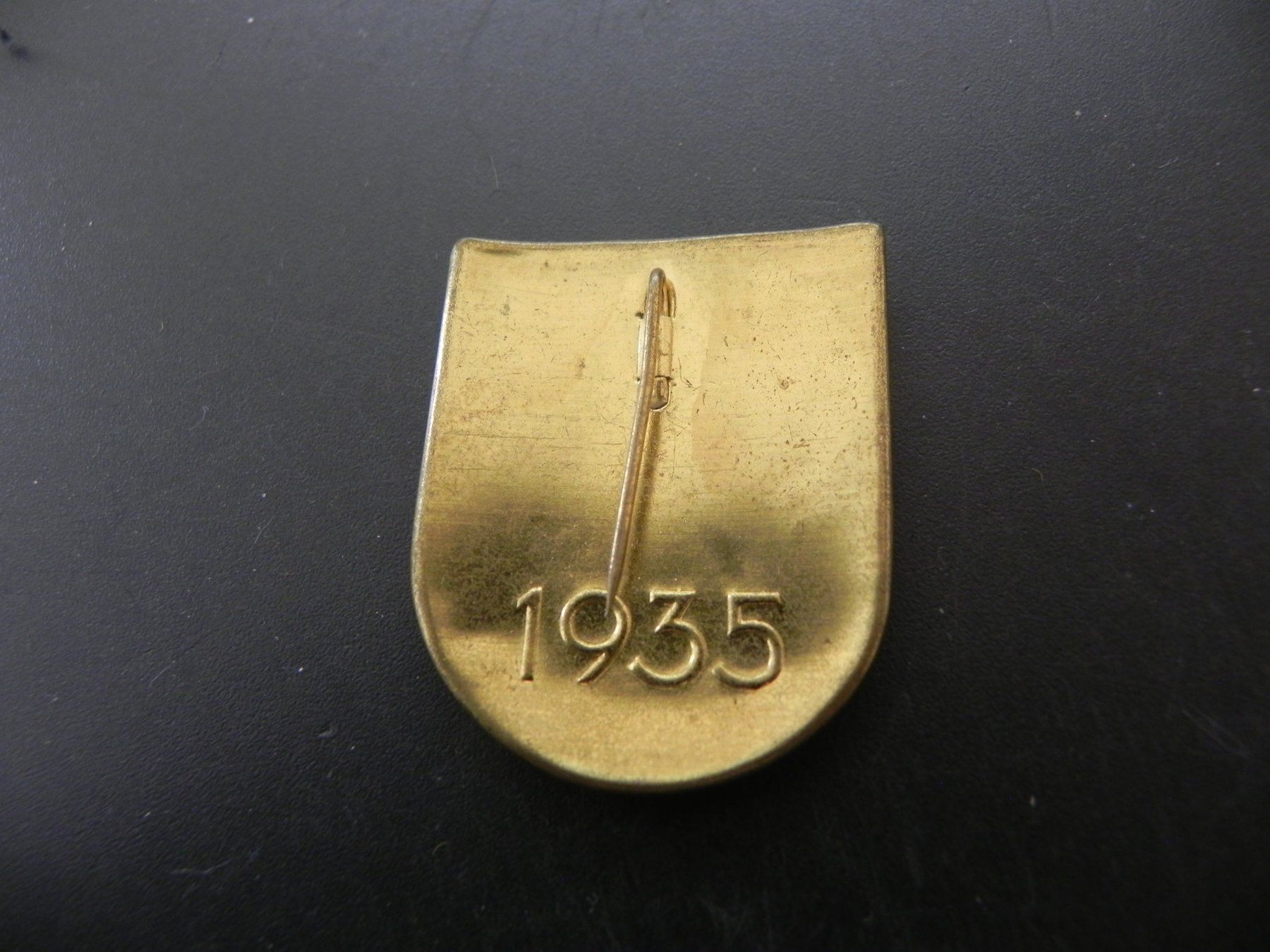Spille & Fermagli: Abzeichen 1. August 1935 – Usato da Biel/Bienne venduto da Gogolozi 1
