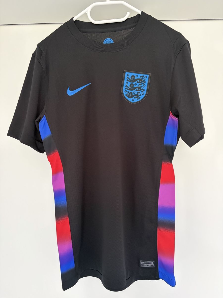 Nike Leibchen & Hosen: England Lionesses Shirt – Neu (gemäss Beschreibung) aus Grabs von lecktro26